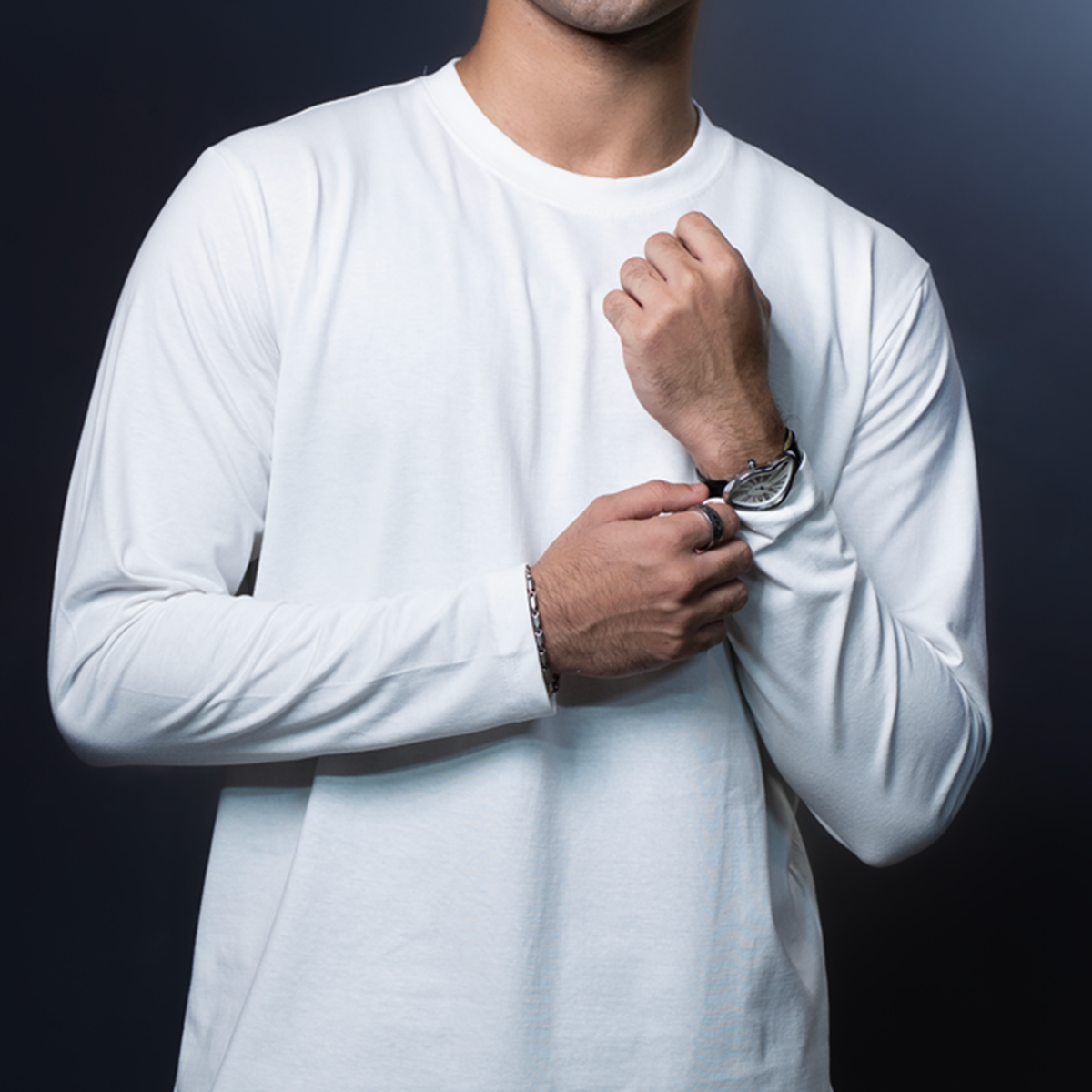Round Neck Full Sleeve | White