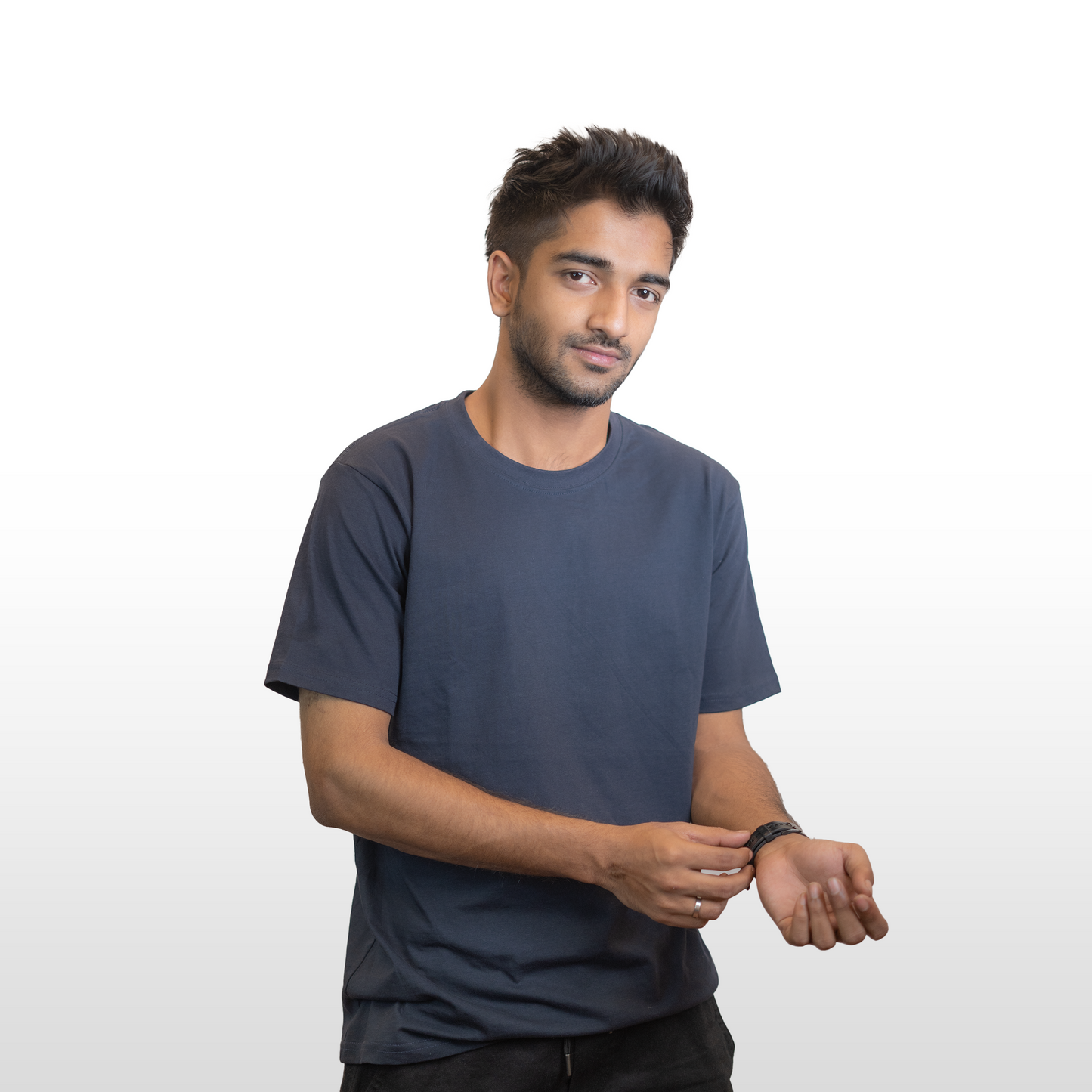 Round Neck Relaxed Fit GoodyGrabs | Navy