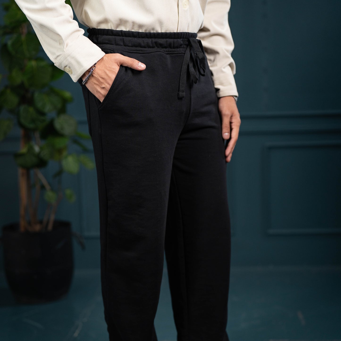 Straight Cut Flex Joggers – Onyx Black