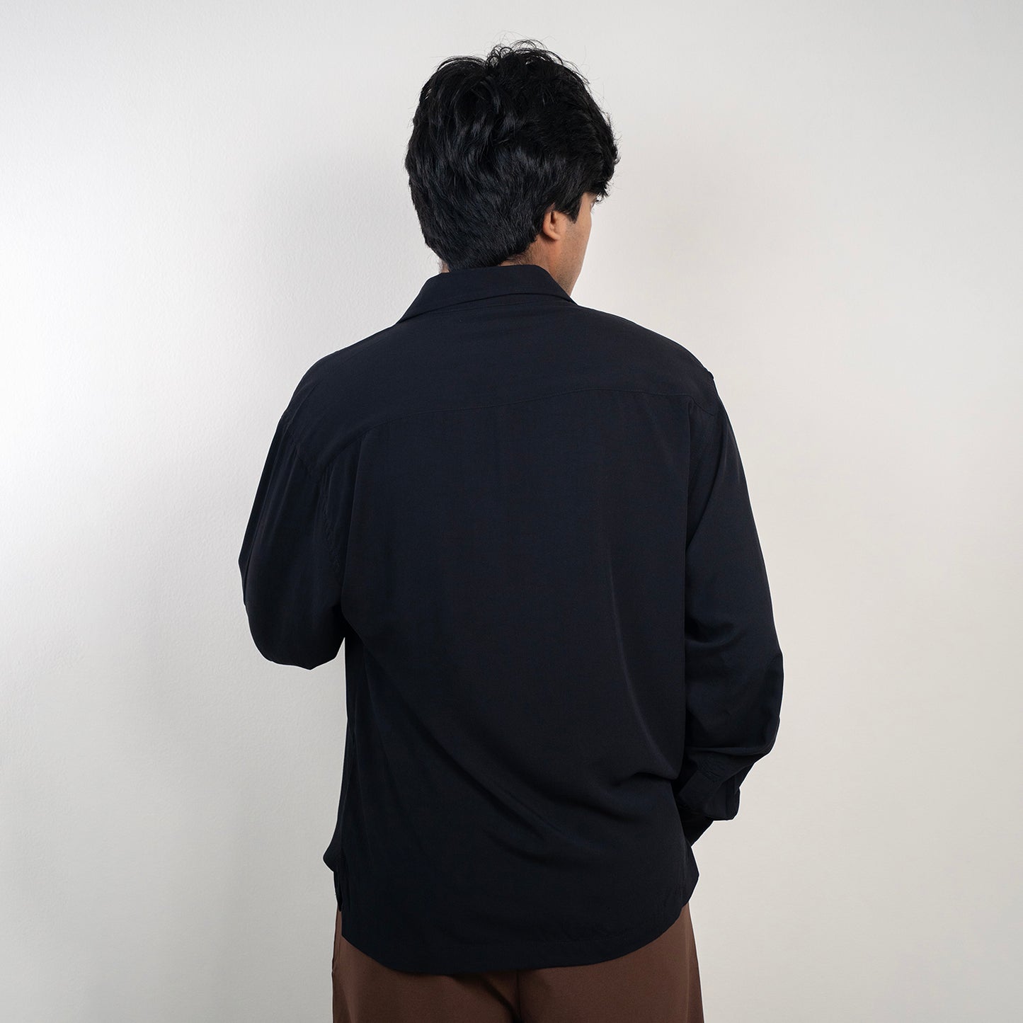 V-Neck Katua | Black