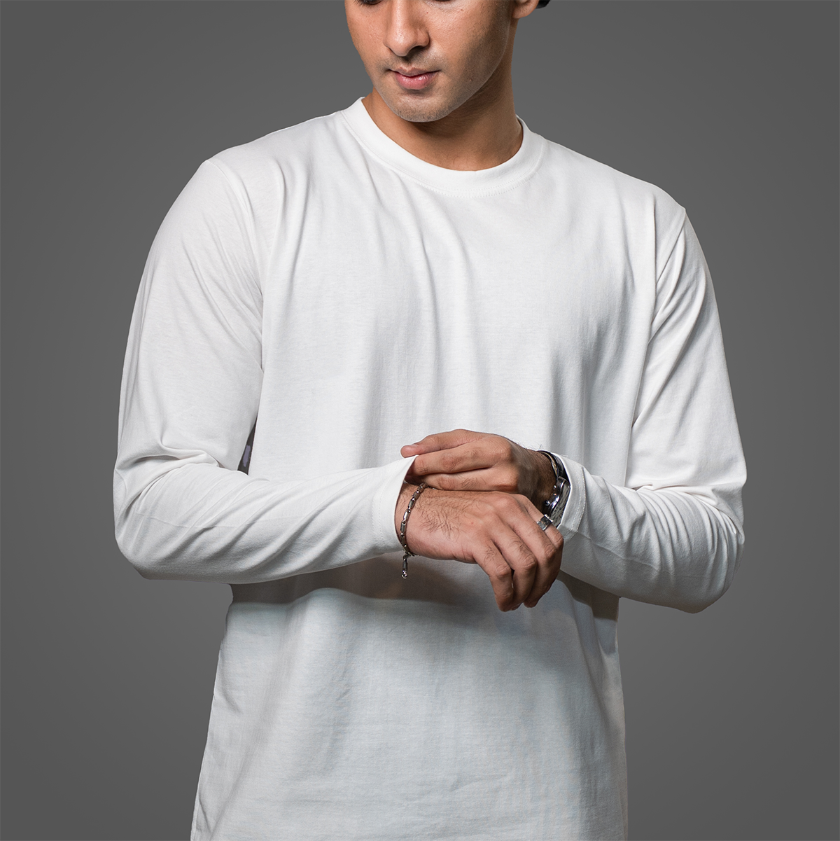 Round Neck Full Sleeve    White