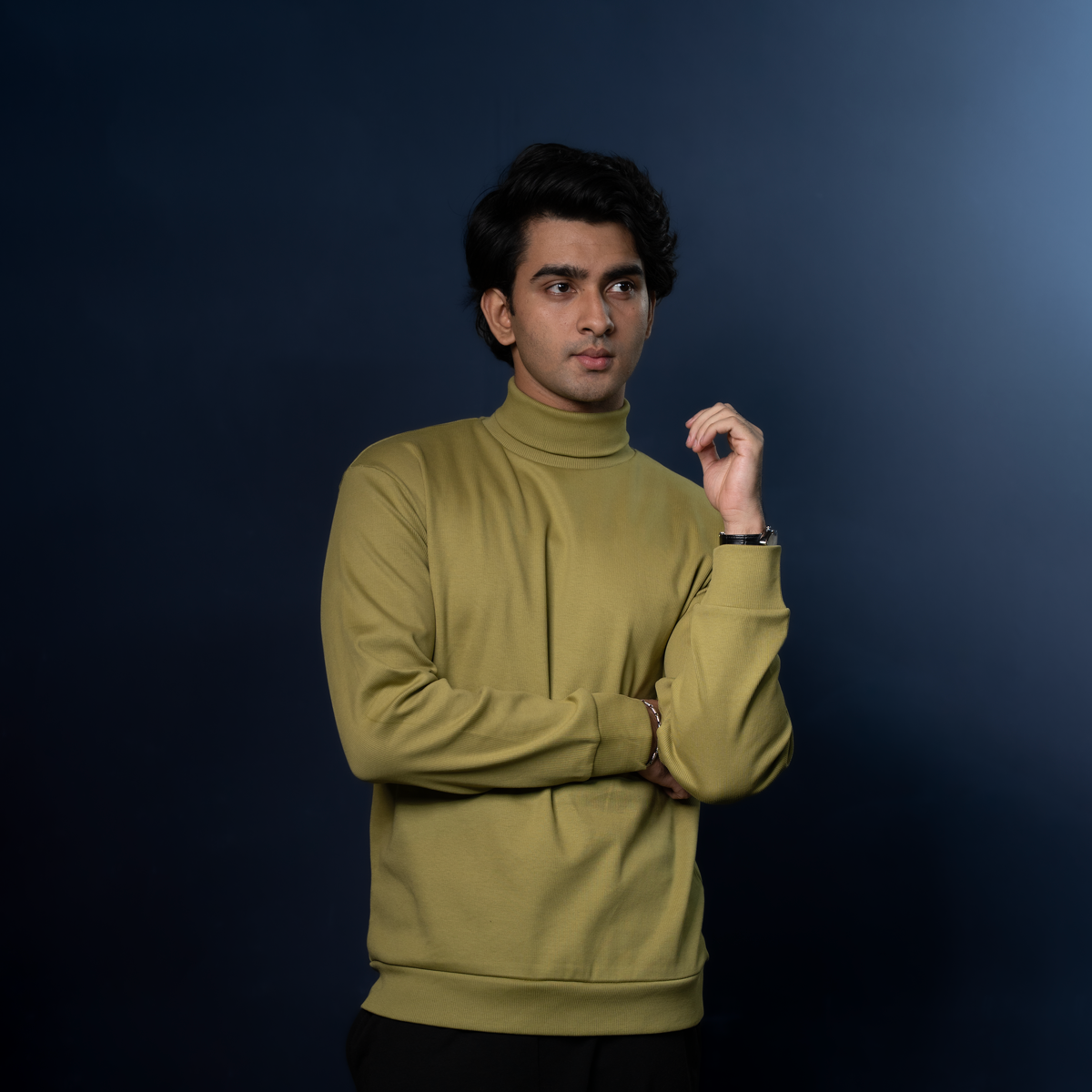 Turtle Neck     Olive