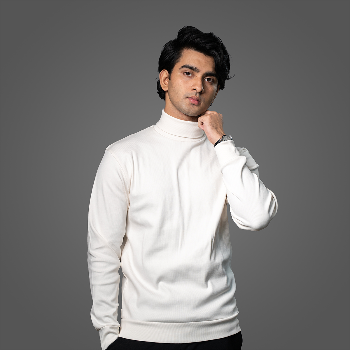 Turtle Neck     Cream