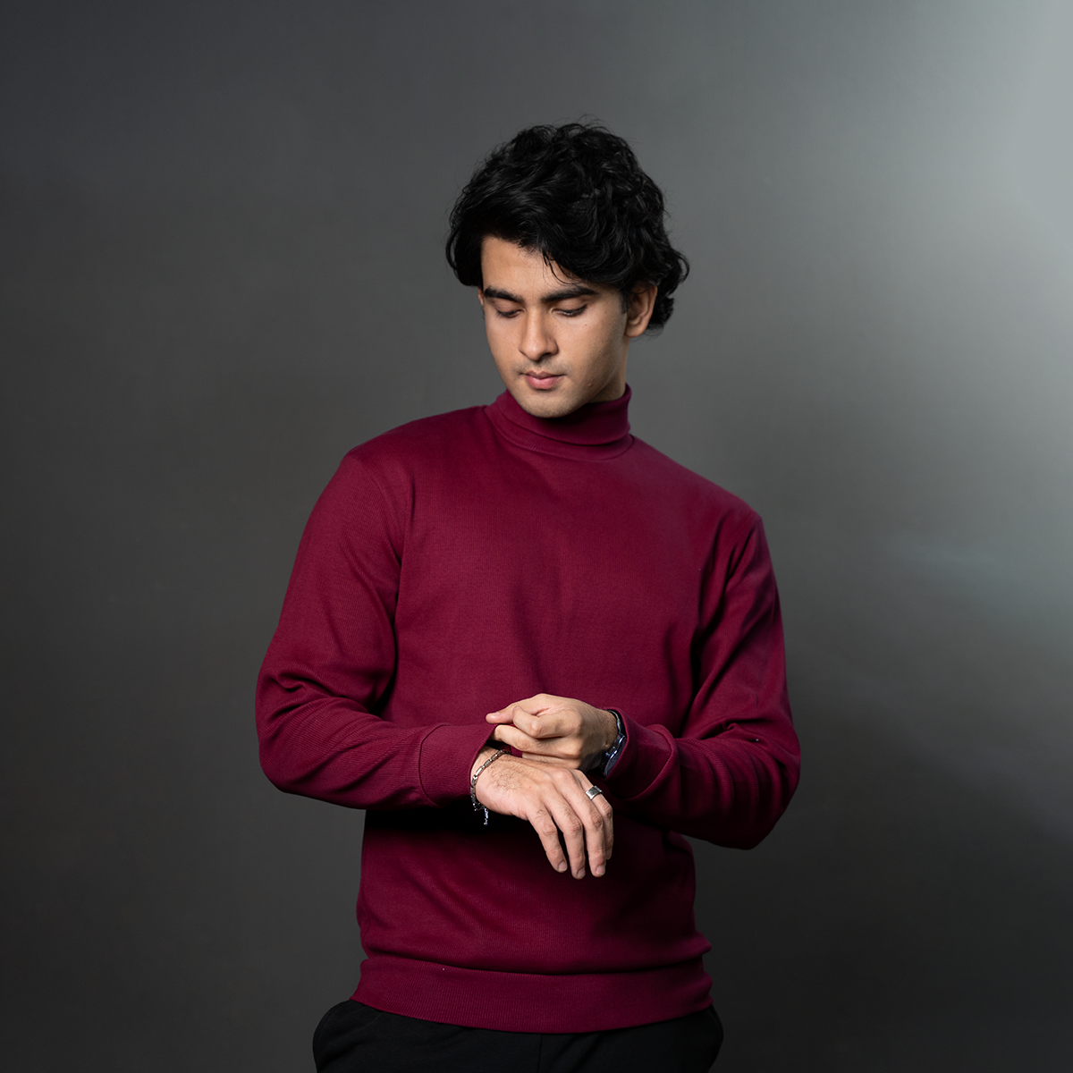 Turtle Neck     Maroon