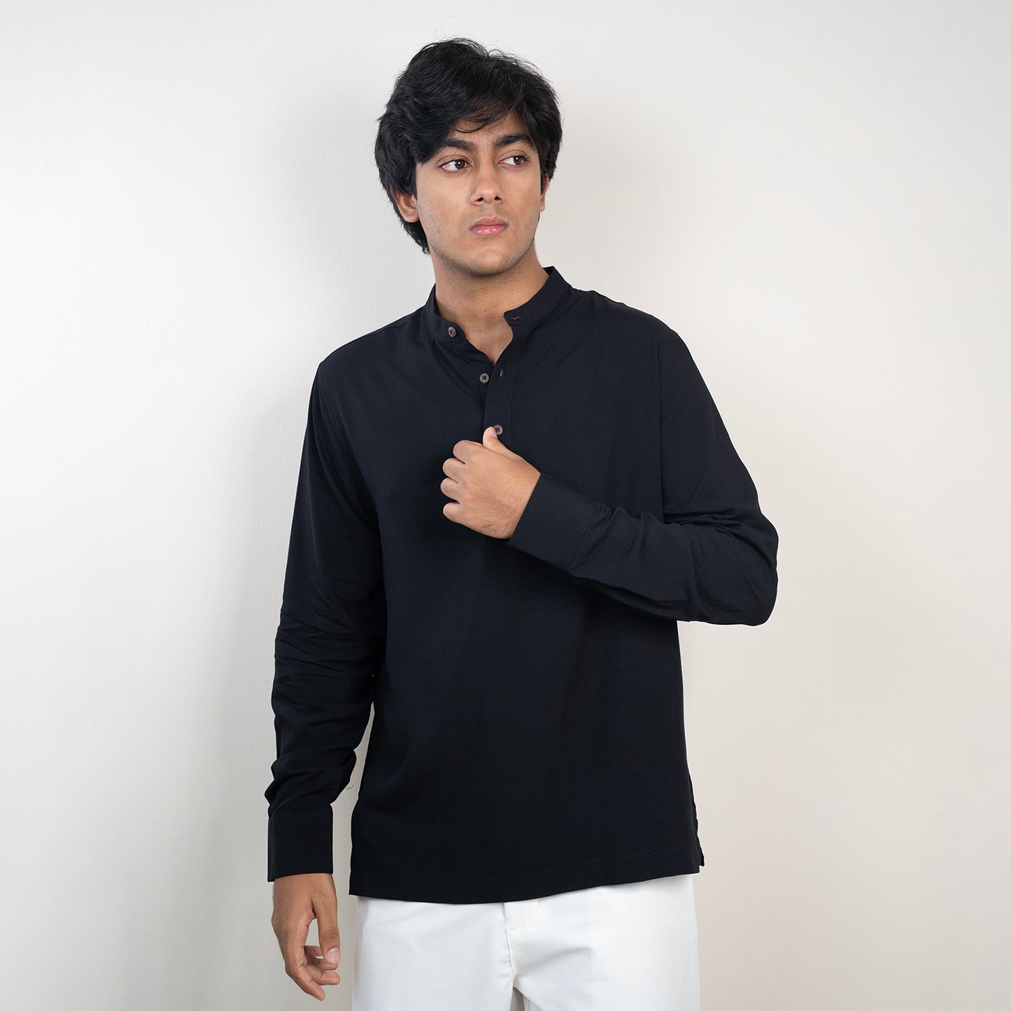Henley Katua Wooden | Black
